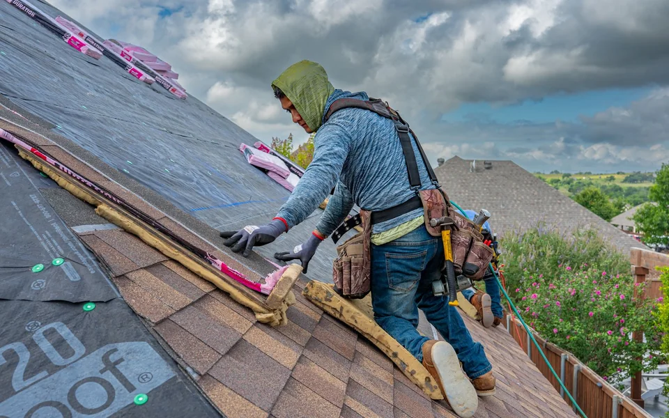 Roof installation corresponding to measured takeoffs